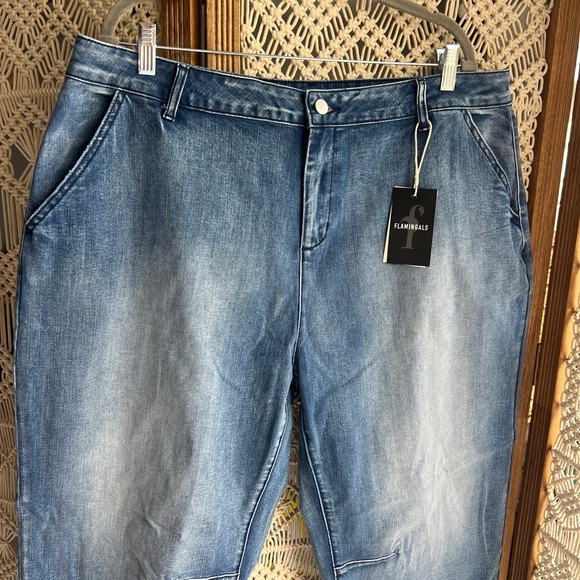 Flamingals Denim Barrel Distressed Jeans - Picture 3 of 9